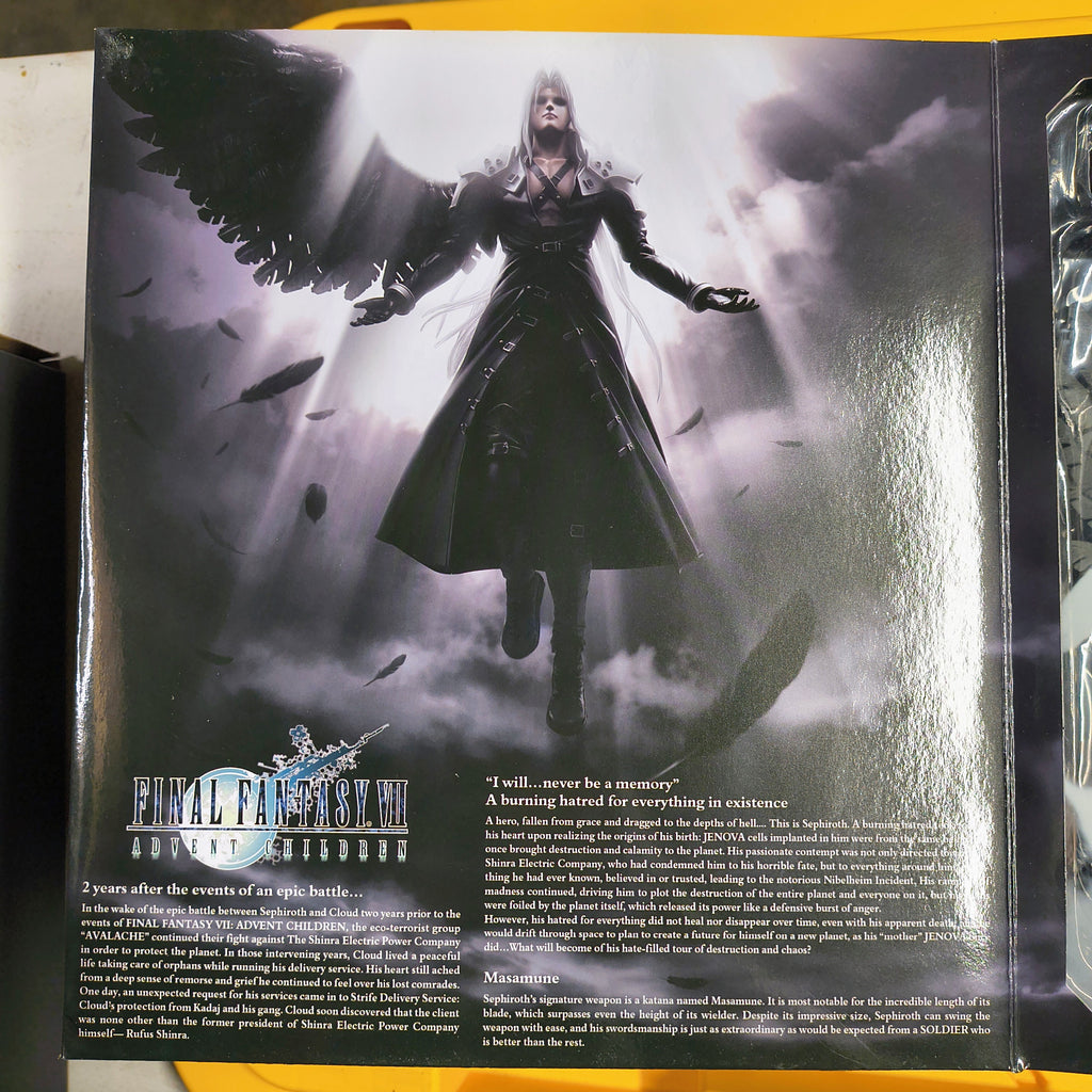 SQUARE ENIX FFVII- SEPHIROTH (INCOMPLETE) (PRE-OWNED)