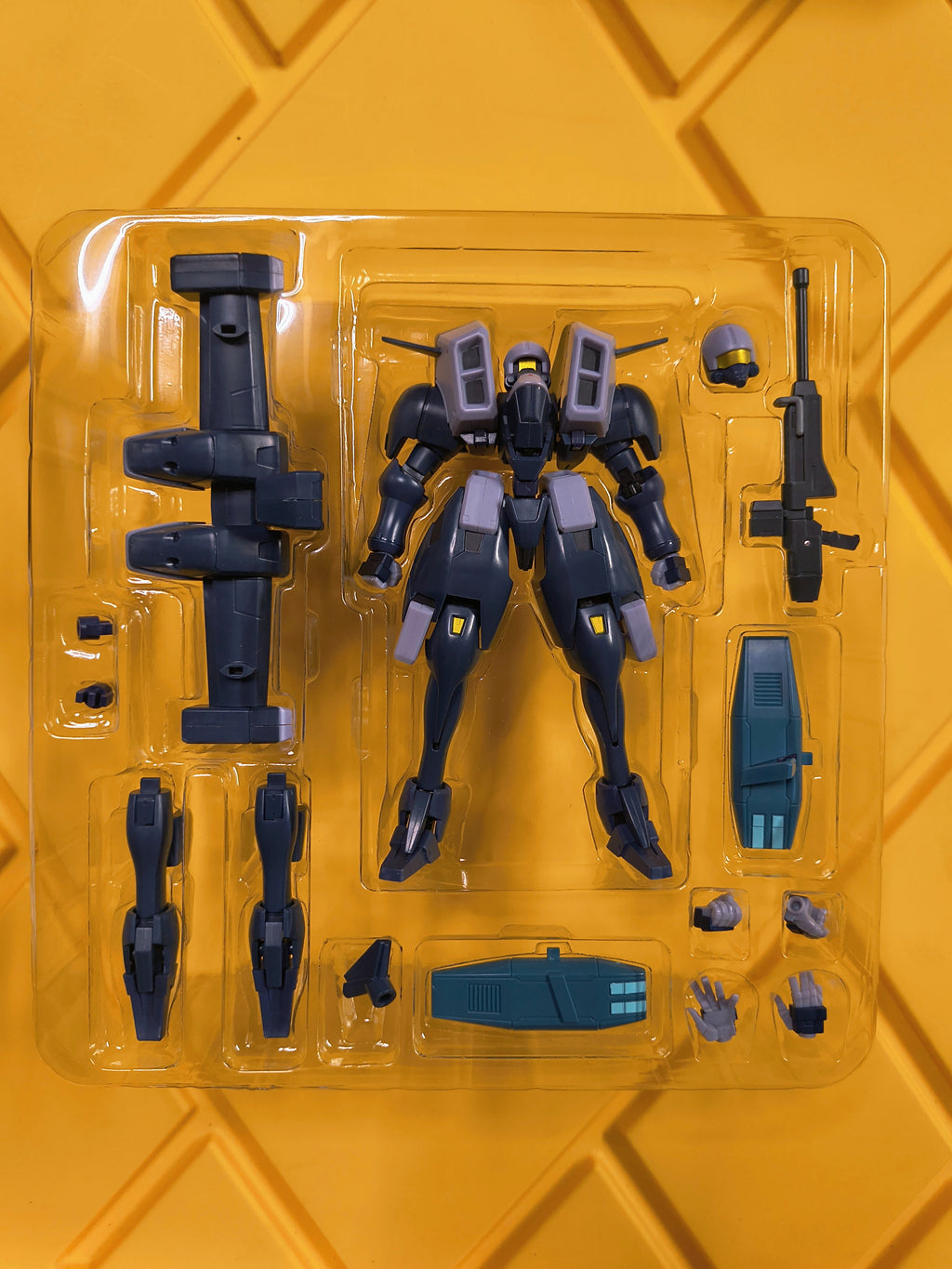 GUNDAM- ARIES OZ VERSION GUNDAM WING (PRE-OWNED)