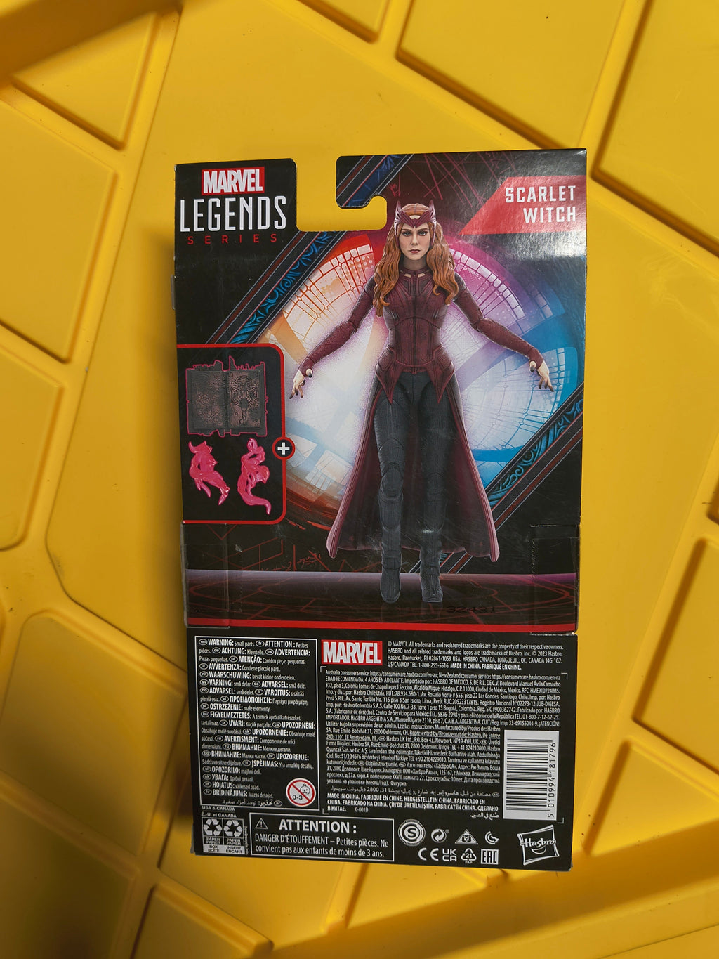 MARVEL LEGENDS- SCARLET WITCH (SEALED)