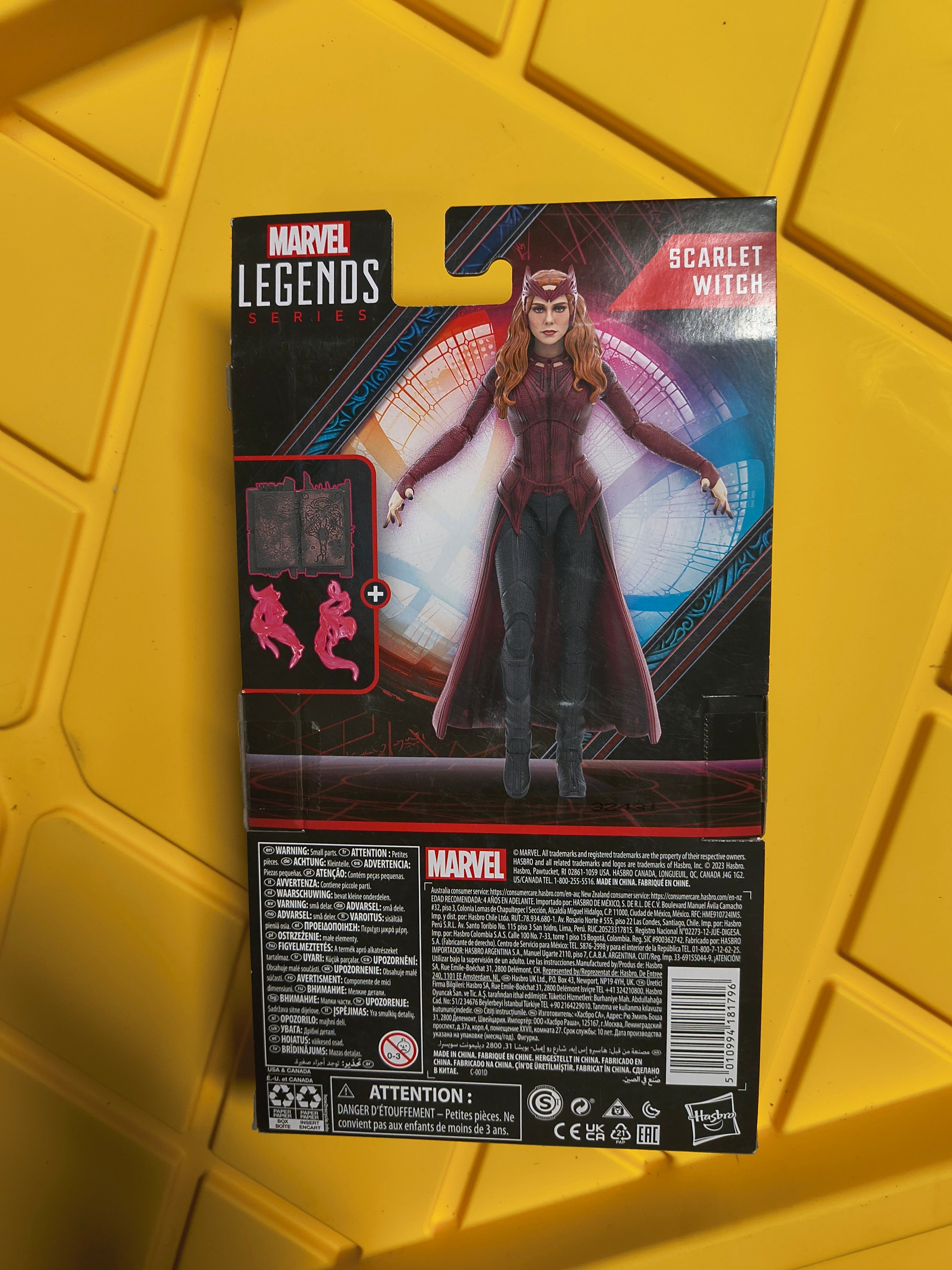 MARVEL LEGENDS- SCARLET WITCH (SEALED)