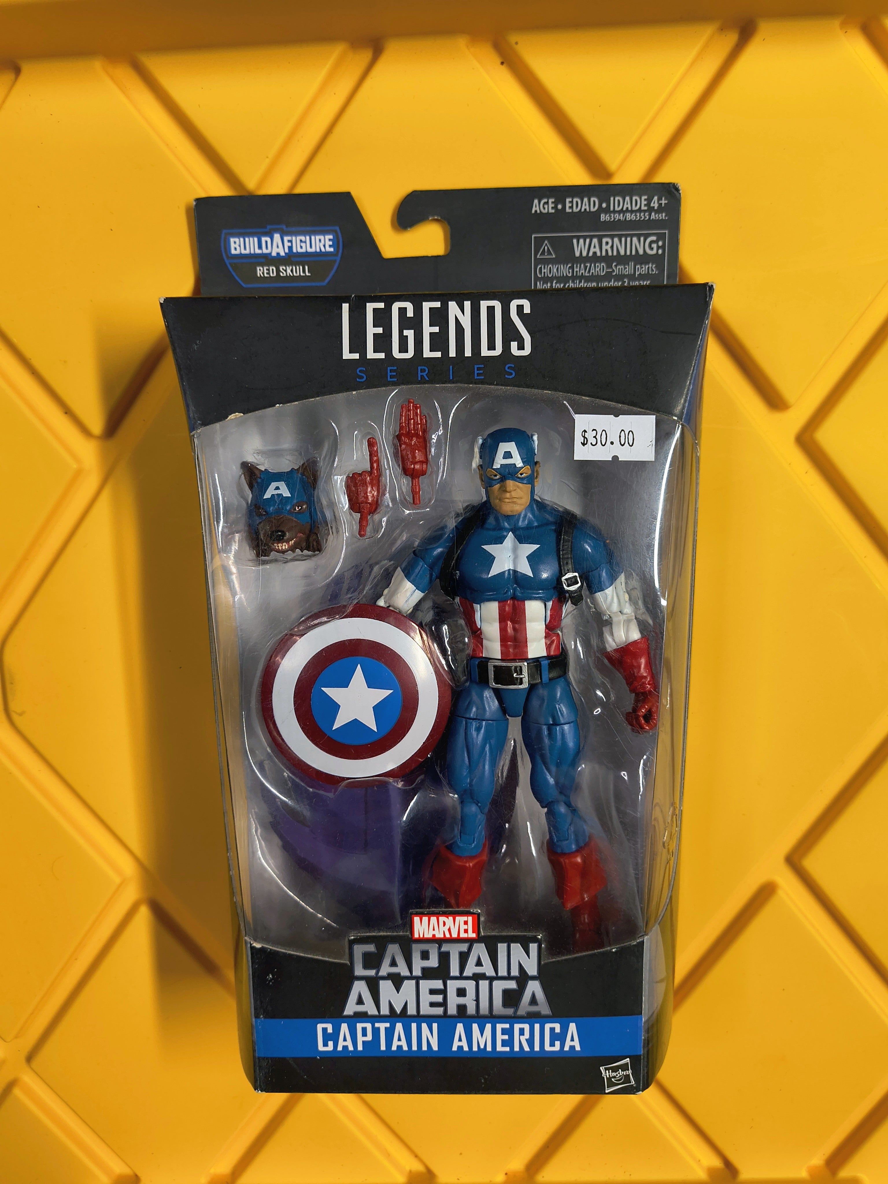 MARVEL LEGENDS- CAPTAIN AMERICA (PRE-OWNED)