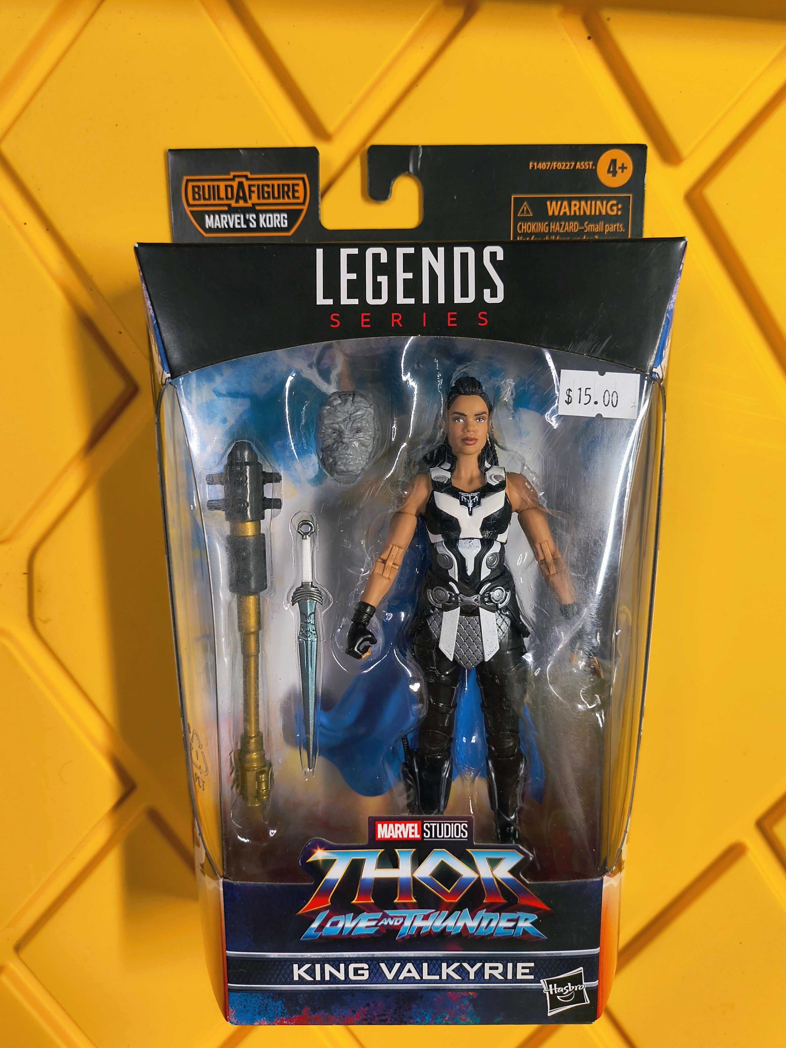 MARVEL LEGENDS- KING VALKYRIE (SEALED)