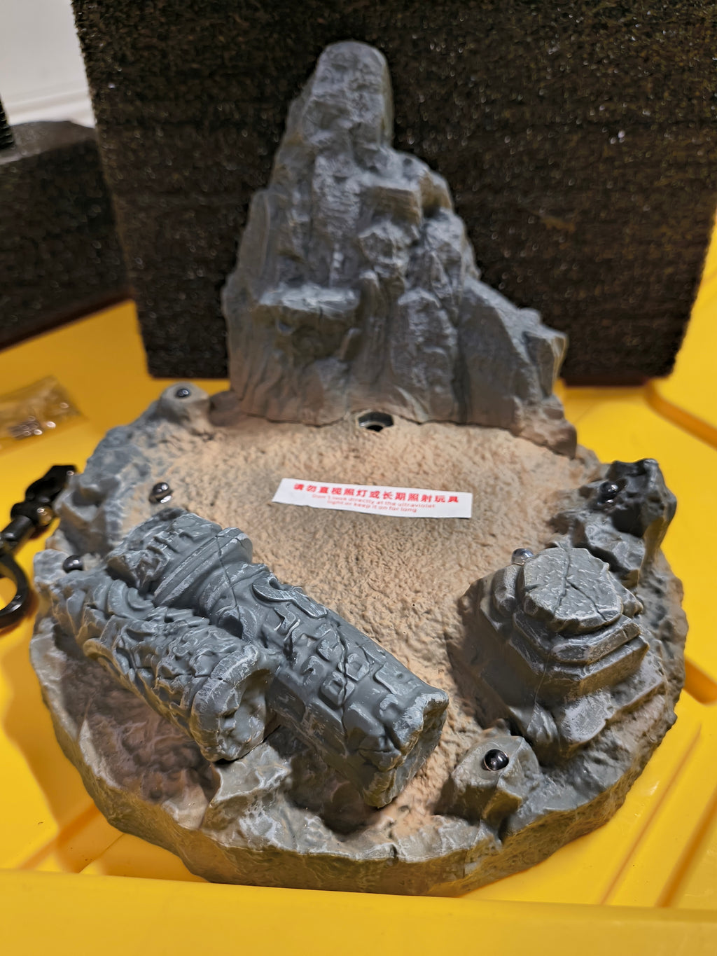 NOTTAA COLLECTION- THUNDERBOLT GOD W/ STAND (PRE-OWNED)